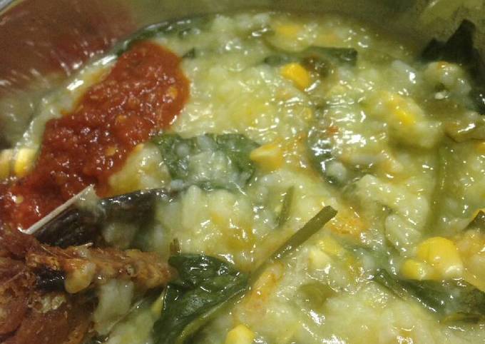 Bagaimana Membuat Bubur Manado (Manado), Menggugah Selera