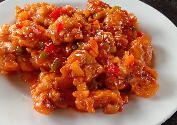 Langkah Mudah untuk Membuat Ayam Tepung Saus Asam Manis, Lezat Sekali