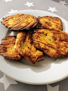 Una foto de Tortitas de calabacín al horno