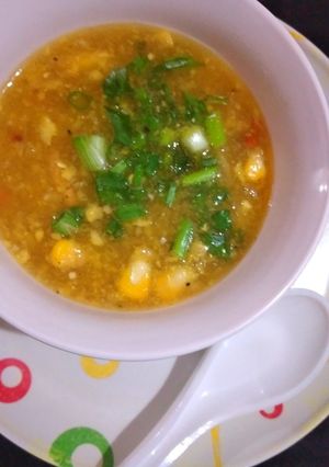 चायनीज - इन्स्टंट क्रीमी स्वीटकॉर्न सूप (Instant Creamy Sweet Corn Soup Recipe In Marathi) रेसिपी चे मुख्य फोटो 