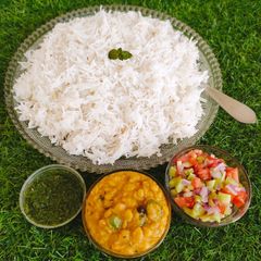 A picture of Boil Rice 🍚 (White Rice).