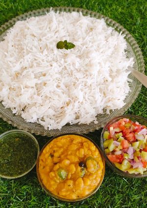 A picture of Boil Rice 🍚 (White Rice).