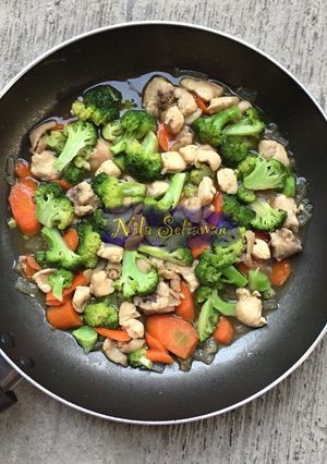 Foto resep Tumis Brokoli Ayam