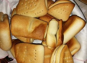 Una foto de Dobladitas y bocado dama