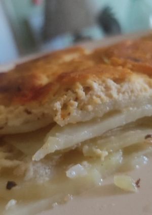 Una foto de Milhoja vegana de papa y tofu