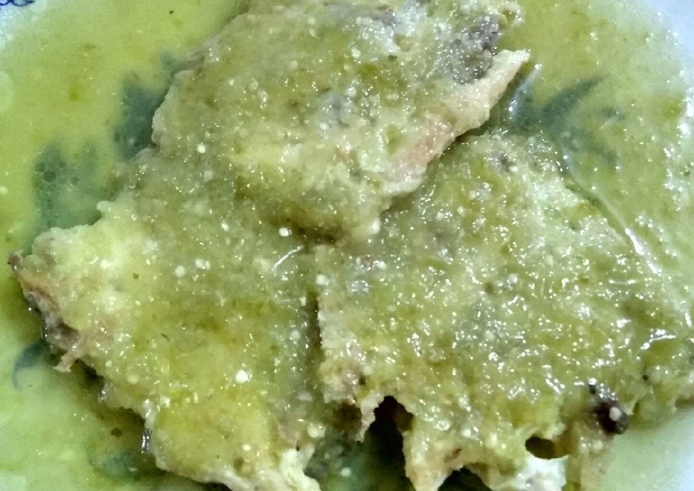 Tortitas de pollo en salsa de tomate!