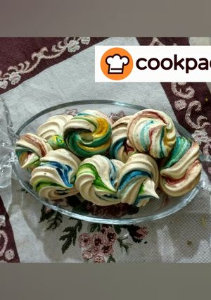 A picture of Rainbow Meringue.