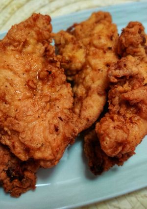 ক্রিস্পি ফ্রায়েড চিকেন (crispy fried chicken recipe in Bengali) রেসিপির প্রধান ছবি