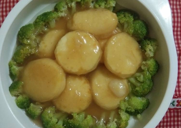 Langkah Mudah untuk Membuat Brokoli tofu udang yang Lezat Sekali