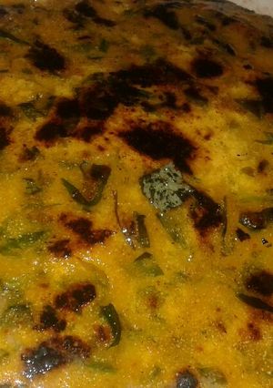 A picture of Mathi wali makki ki roti.
