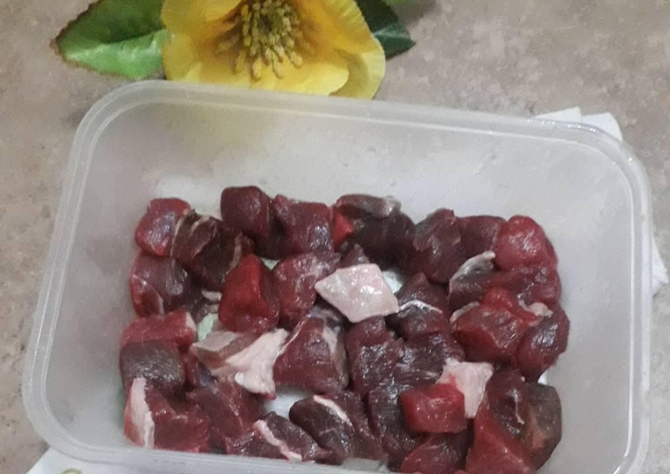 Membuat daging sapi empuk