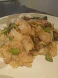 Fried rice noodles with beef and kailan