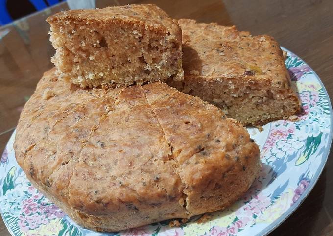 Pomegranate Banana Cake