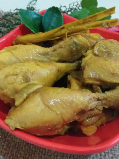 Foto resep Ayam Ungkep Bumbu Kuning