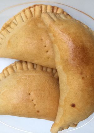 A picture of Potatoless meat pie.