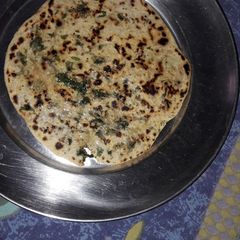 A picture of Green dhaniya paratha.