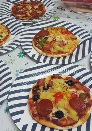 A picture of Childrens pizzas.