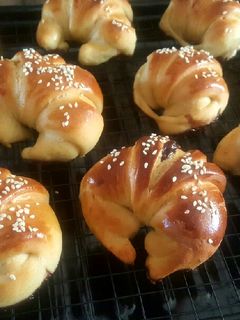 عکسی از دستور نان شکلاتی🥐