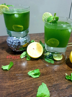 पुदीना नींबू शरबत(pudina nimbu sharbat recipe in hindi) रेसिपी मुख्य फोटो