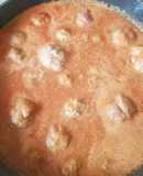 Albóndigas con arroz en caldillo con chipotle
