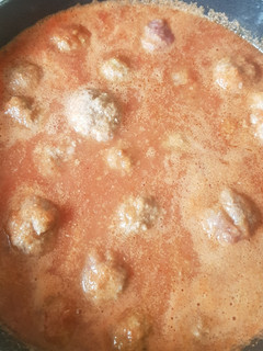 Una foto de Albóndigas con arroz en caldillo con chipotle