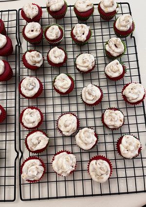 A picture of Red Velvet Mini Cupcakes.