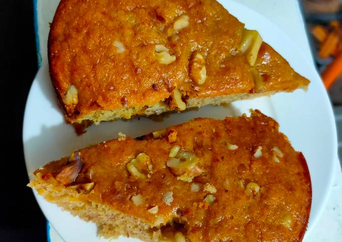 Banana cake (made of wheat flour)