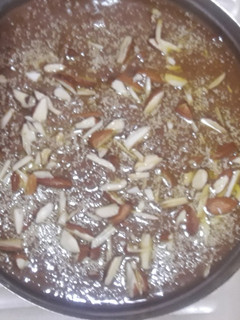 મોહનથાળ (Mohanthal Recipe In Gujarati) રેસીપી મુખ્ય ફોટો