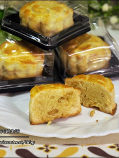 綠豆松子月餅 的食譜成品照片