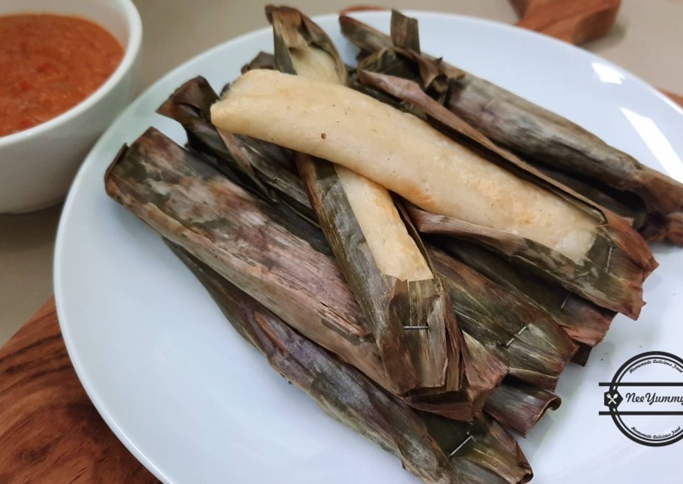 12. Otak-Otak Ikan Tenggiri dan Sambal Kacang