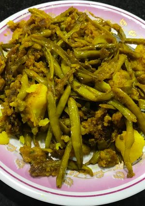 ग्वार की फली ( Gwar ki phali recipe in Hindi) रेसिपी मुख्य फोटो