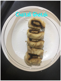 ज़ेबरा स्विस रोल (Zebra swiss roll recipe in hindi) रेसिपी मुख्य फोटो