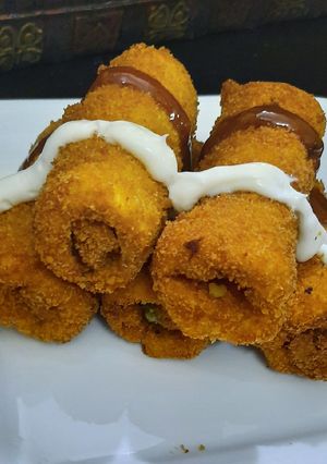 A picture of Veg bread roll😋😋.