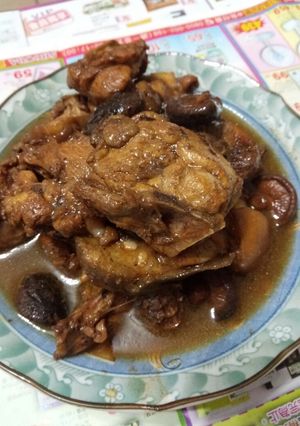 香菇醬燒雞肉 的食譜成品照片
