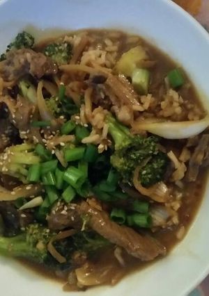 A picture of Super Easy Beef and Broccoli Stir Fry.