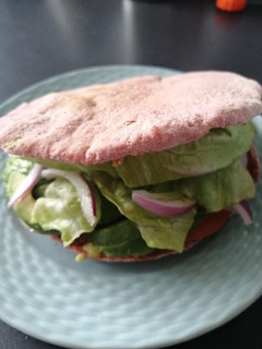 Una foto de Tapadito de pan pita y lomito