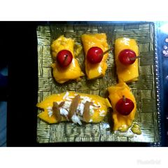 A picture of Mango khoya Roll.