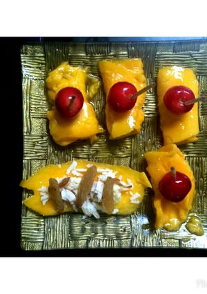 A picture of Mango khoya Roll.