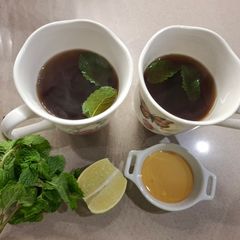 A picture of Immunity Boosting Mint Ginger Tea.