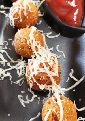 A picture of Bran flour vada.