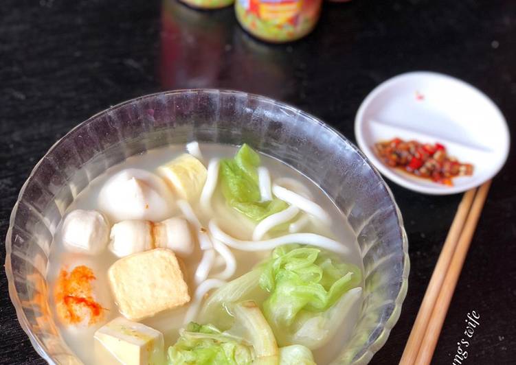 Udon Lettuce Head kuah bumbu kencur