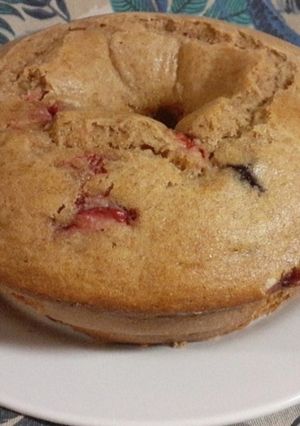 Una foto de Budín de frutillas y arándanos!! 🍓🫐