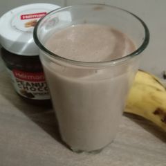 A picture of Choco Banana Shake 🥂.