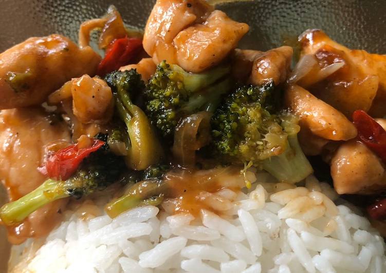 Langkah Mudah untuk Menyiapkan Chicken Teriyaki with Broccoli yang Lezat Sekali