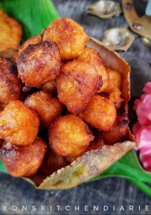 A picture of Sugar palm fritters.