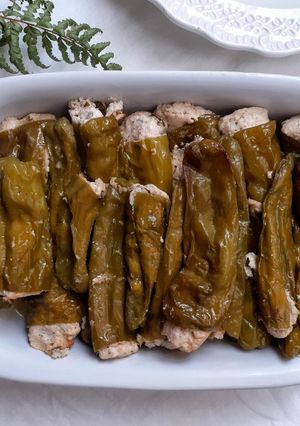 O poză a rețetei Pimientos de Padron umpluți cu ricotta și tonno.