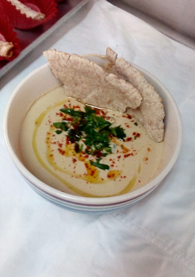 Una foto de Hummus libanés