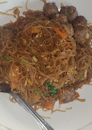 Foto resep Bihun goreng bakso enak simple mudah banget