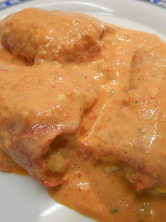 Una foto de Pimientos del piquillo rellenos de gambas