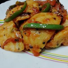 A picture of Fried Rava Idli.